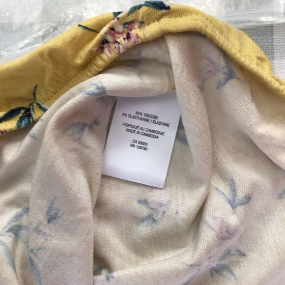 2/40$ 𝅺REITMANS eco responsible liberty floral tank top in XXL yellow - Picture 5 of 10